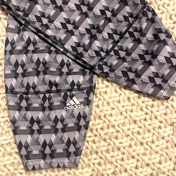 Adidas Supernova Gray Geo Patterned Sport Leggings - Picture 3 of 6